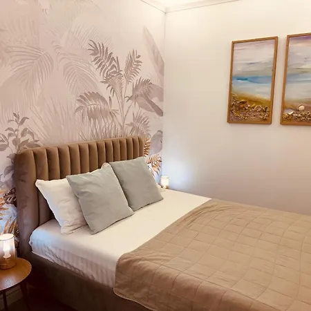 Apartment Azzurro White Titanic