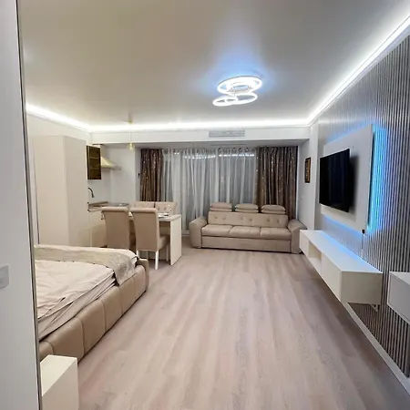 Azzurro White Titanic