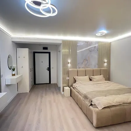 Azzurro White Titanic Năvodari